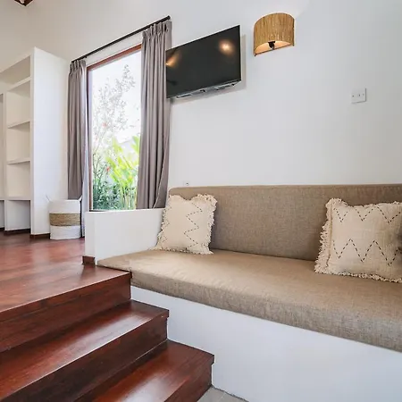 Villa L At Seseh 2 Bedroom Private Luxury Oasis Next To The Beach Canggu  Exterior photo
