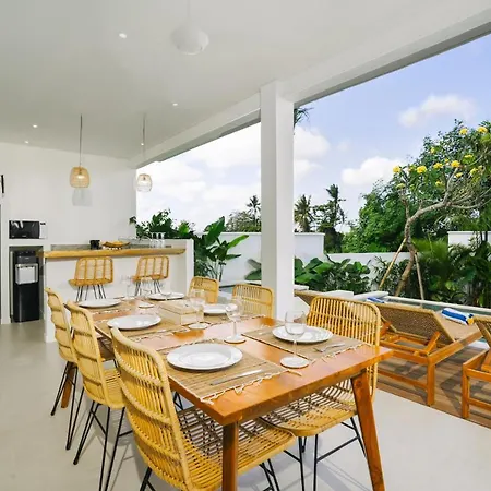 Villa L At Seseh 2 Bedroom Private Luxury Oasis Next To The Beach Canggu  Exterior photo