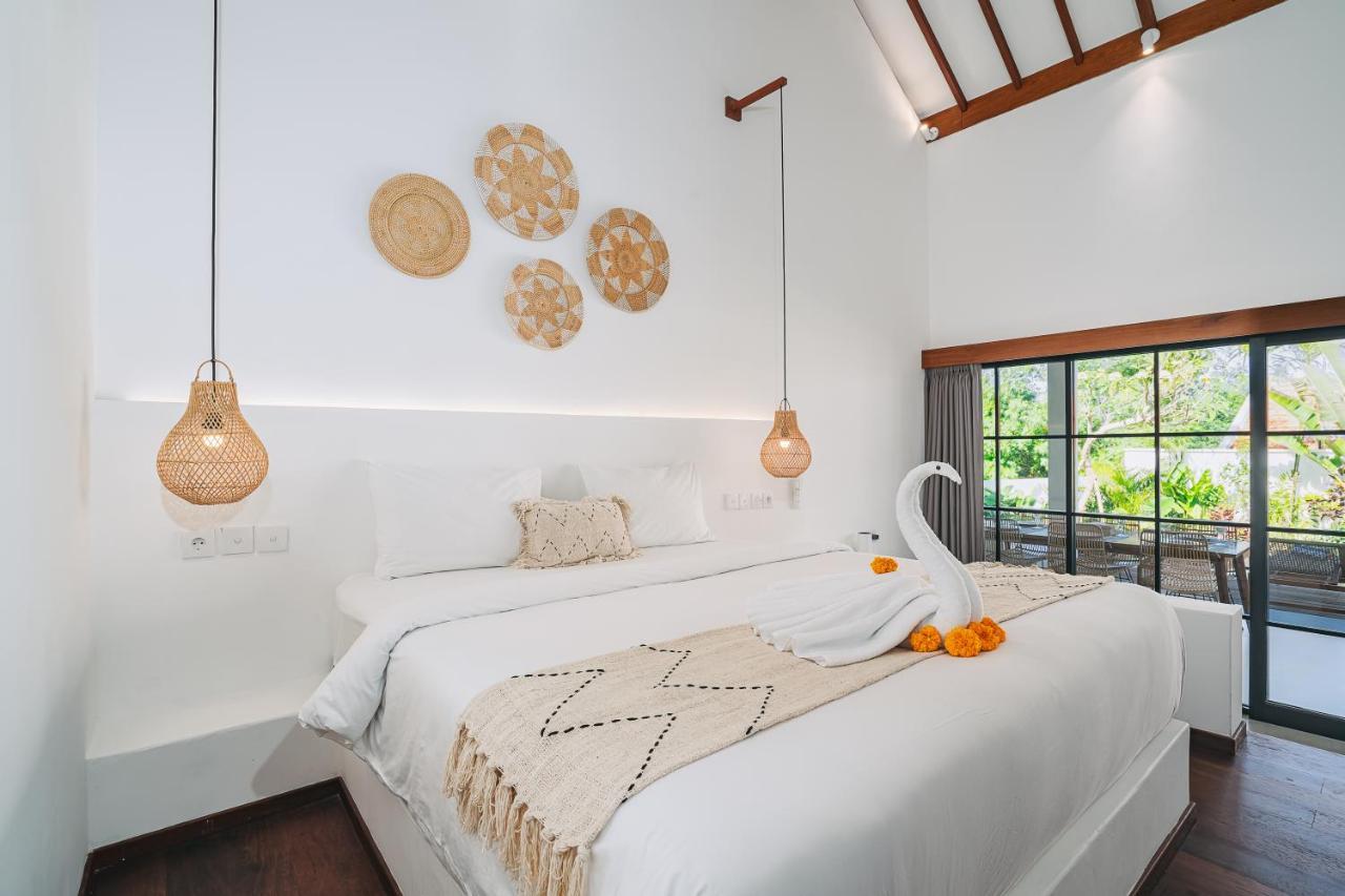 L At Seseh 2 Bedroom Private Luxury Oasis Next To The Villa Canggu